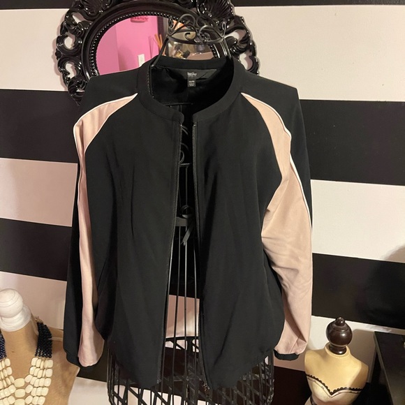 Bomber Jacket - Picture 2 of 2